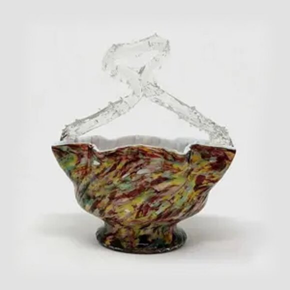 Bohemian Confetti Hand Blown Glass Basket With Thorn Handel - Picture 2 of 7